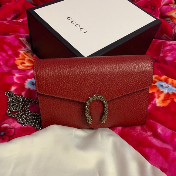 Gucci Handbags - Gucci Wallet On Chain/ Clutch